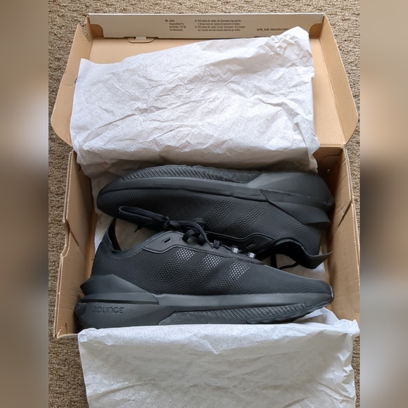 Adidas Avery Running Shoe - Picture 3 of 4